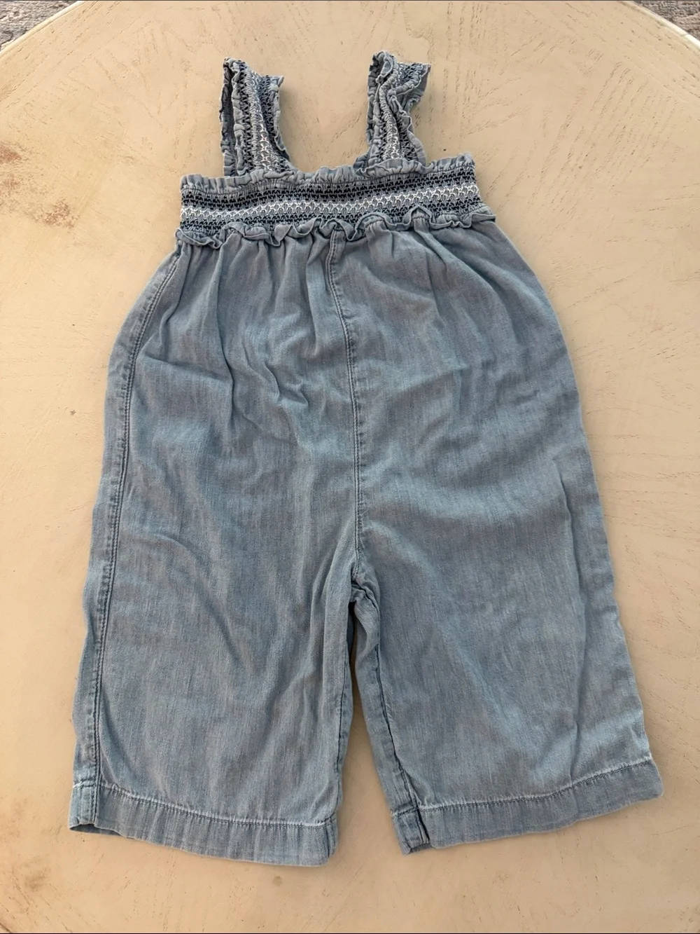 Gap Kids toddler light blue denim chambray smocked one piece jumpsuit sz 2